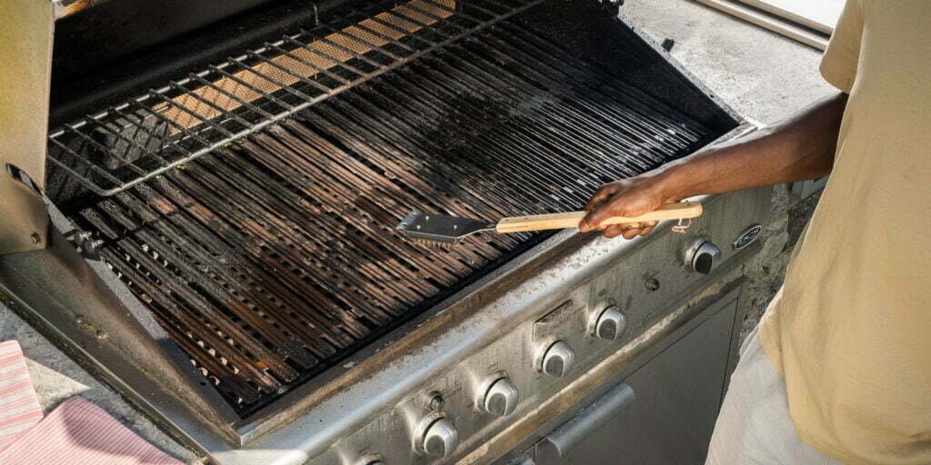 How to Remove Rust from a Commercial Griddle